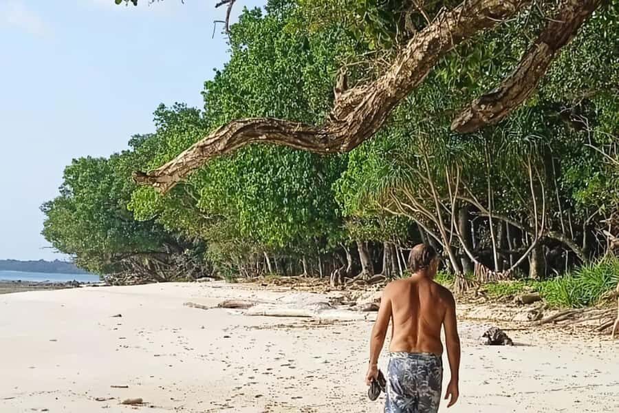 3 Days Ujung Kulon National Park Private Guided Tour - Exploring Ujung Kulon National Park