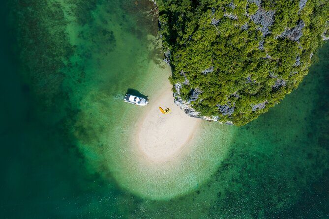 3 Hour Private Yacht Charter to the Hidden Gems of Ha Long Bay - Why This Tour Stands Out