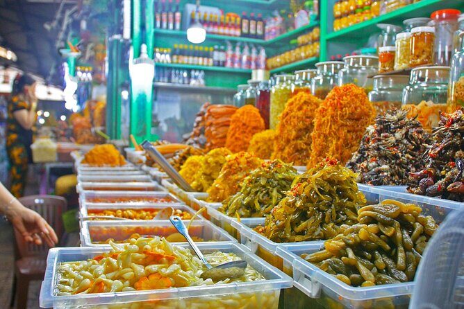 3 Hours Cycling Street Food Night Ride in Ho Chi Minh City - The Itinerary Breakdown