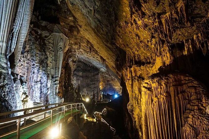 4 Days -3 Night: Ha Giang Loop Group Tour from Hanoi - Highlights of Day 1: Remarkable Mountain Passes and Caves