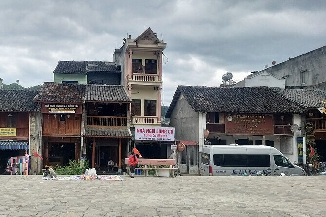 4 Days 3 Nights Private Tour in Ha Giang from Ha Noi - Day 2: Exploring Dong Van and Surroundings