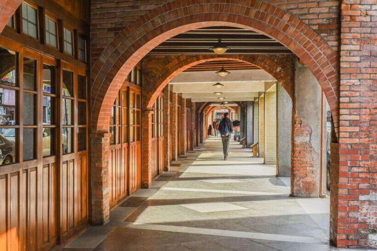 4 Days Private Tour Taipei, Jiufen, Sun Moon Lake & Taichung - What Makes This Tour Stand Out?