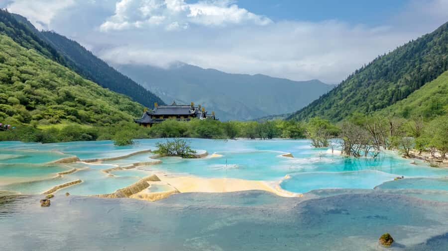 5-Day Sichuan: Bipenggou, Dagu Glacier & Jiuzhaigou Wonders - Practical Aspects and Tips for Travelers