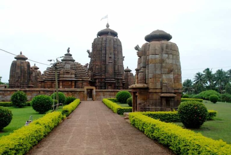 6-hour Temples tour of Bhubaneswar with Pick & drop facility - Who Should Consider This Tour?