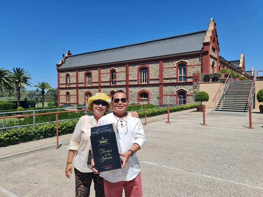 A Barossa Valley pickup: Wine and Heritage Tour, Local Guide - Detailed Breakdown of the Experience