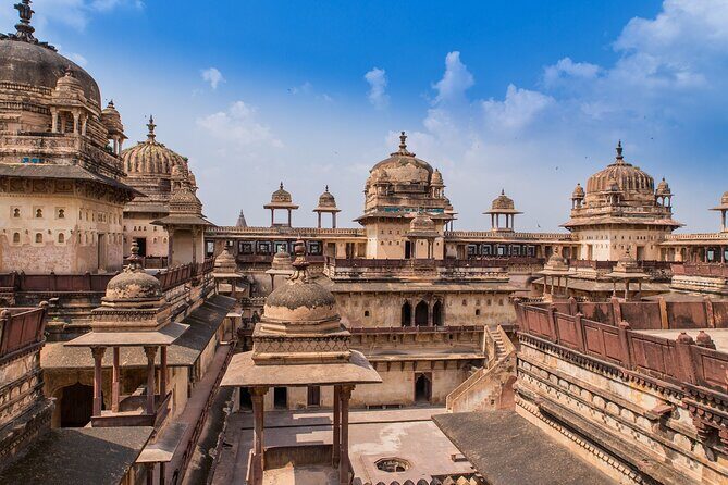 A Day Trip of Orchha from Khajuraho in Private Car with Guide - Who Should Book This Tour?  
