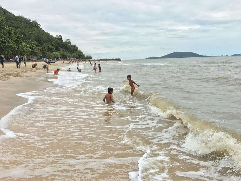A Day Trip to Kep Beach and Kampot from Phnom Penh - The Transport and Overall Experience