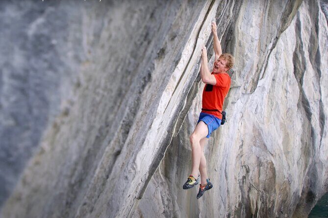 A half day deep water soloing in Lan Ha Bay - Cat Ba. - Who will love this tour?
