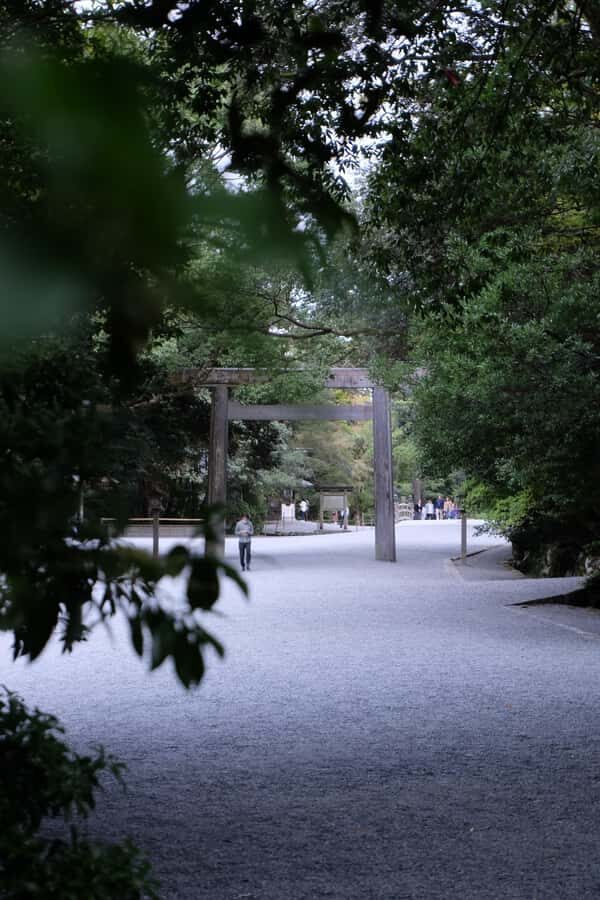 A trip to visit Ise Grand Shrine and experience Ama culture - Exploring Ise Grand Shrine and Its Surroundings