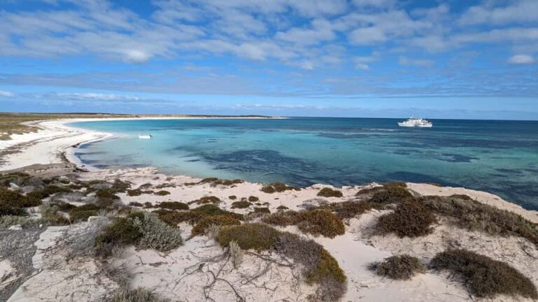 Abrolhos Islands 5 Day Cruise & Fly from Geraldton - Who Would Love This Cruise?  