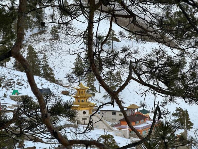 Aglag Temple: Hike to Garid Peak and rocky outcrops - Scenic Drive and Cultural Context