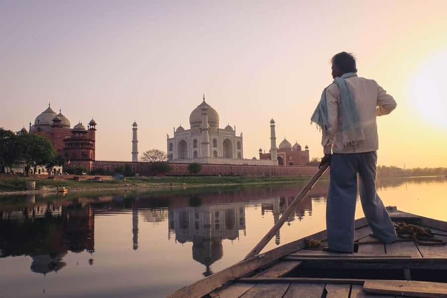 Agra: Baby Taj and Mehtab Bagh Sunset Viewpoint Guided Tour - In-Depth Look at the Itinerary