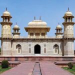 Agra: Baby Taj and Mehtab Bagh Sunset Viewpoint Tour - The Practicalities