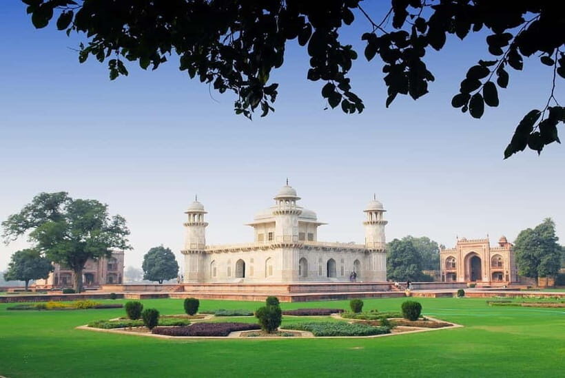 Agra: Baby Taj and Mehtab Bagh Sunset Viewpoint Tour - Exploring the Itinerary in Detail