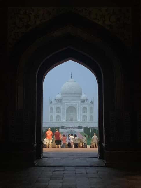 Agra Taj Mahal Tour Skip The Line Guided Tour - The Value in Context