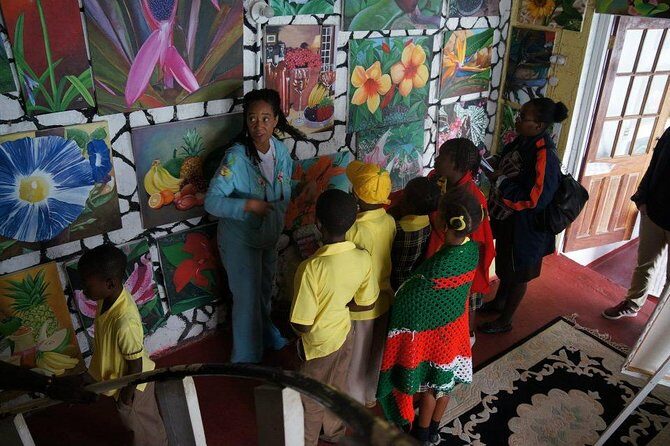 Ahhh Ras Natango Gallery and Garden Private Tour &Transportation - Authenticity and Unique Aspects