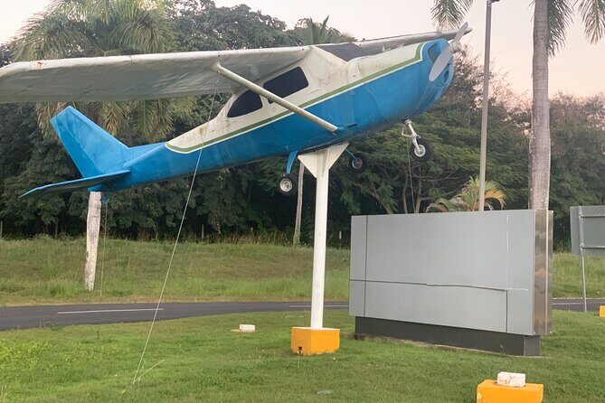 Airport port silver taxi transfer private to pop center - Why Choose This Private Transfer?