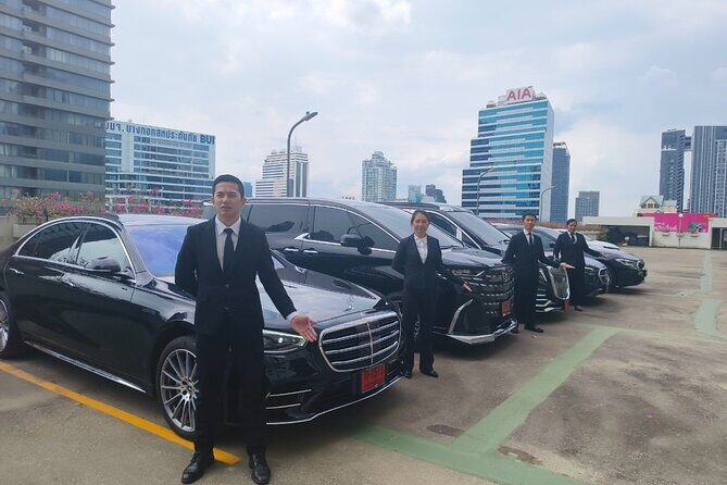 Airport Transfer Camry/Fortuner or Similar - The Meeting Point and Accessibility
