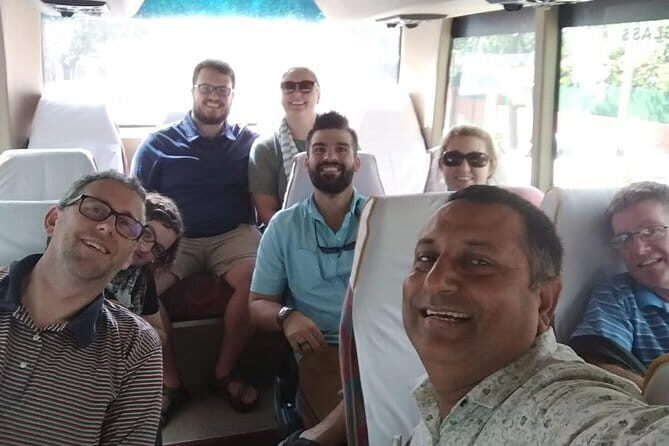 Airport transfer in Delhi (Per Way by Sedan, SUV and Tempo) - What Reviewers Say