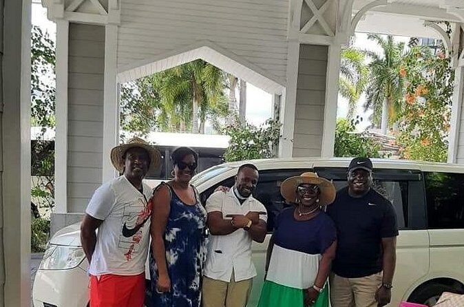 Airport Transportation at Your Convenience - What to Expect During Your Transfer