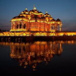 Akshardham Temple Exhibition Light and Water Show with Transfers - The Evening Show: Sahaj Anand Water Spectacle