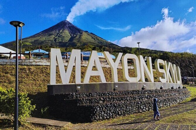 Albay Philippines: Shared Tour with Mayon Skyline - The Meeting Point and Early Start