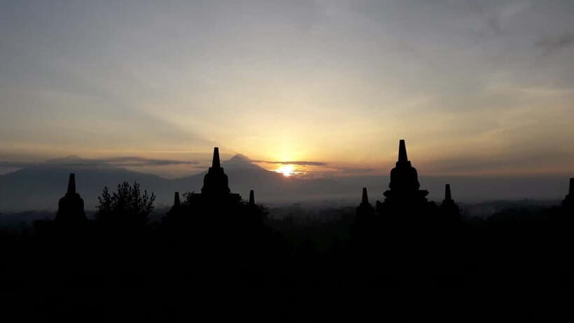 All-inclusive Borobudur Temple Tour with Sunrise Option - Why This Tour Really Shines