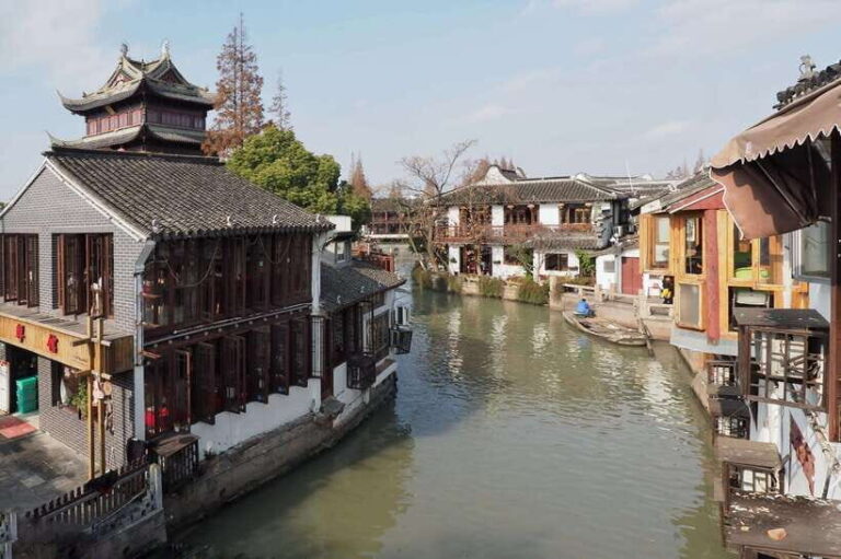 All-inclusive Half-day Private Tour To Zhujiajiao Water Town - What Makes This Tour Stand Out