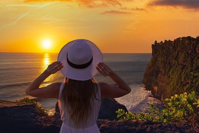 All Inclusive Private Uluwatu Sunset Tour with Kecak Dance Show - Exploring the Uluwatu Sunset Tour in Detail
