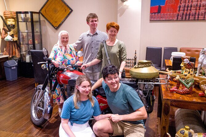 All Inclusive Twilight Nights Little India Half Day Tour - Transportation, Timing, and Group Size