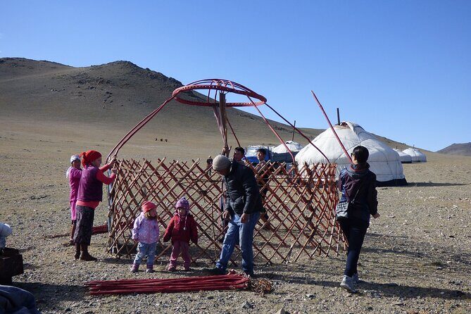 Altai Tavan Bogd and Eagle Festival - Exploring the Itinerary: What to Expect Each Day