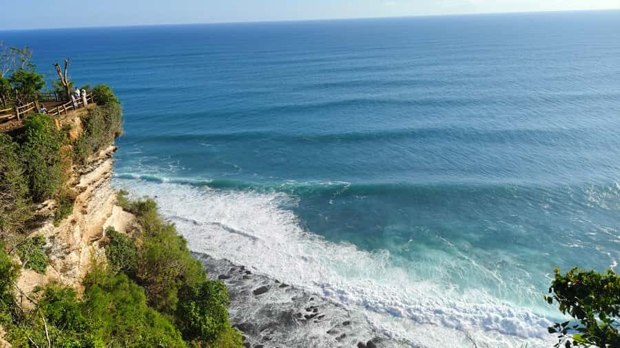 Amazing Cliffside Hanoman Fire Show at Karang Boma - What to Expect During the Show