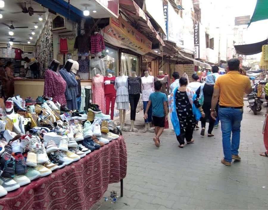 Amritsar Full-Day Tour with Beating Retreat - Jallianwala Bagh: A Place of Reflection and History