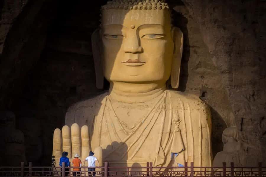 Ancient Silk Road in Gansu: Highlights Tour & Desert Feast - What to Expect from the Experience