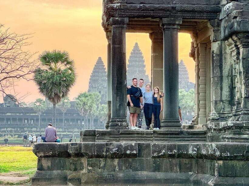 Angkor Wat 1 Day with Sunrise Combined tour with (Tuk Tuk) - Exploring Angkor Wat & Angkor Thom