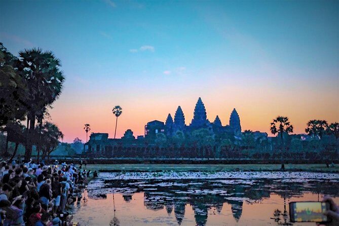 Angkor Wat Highlights and Sunrise Guided Tour from Siem Reap - Practical Considerations