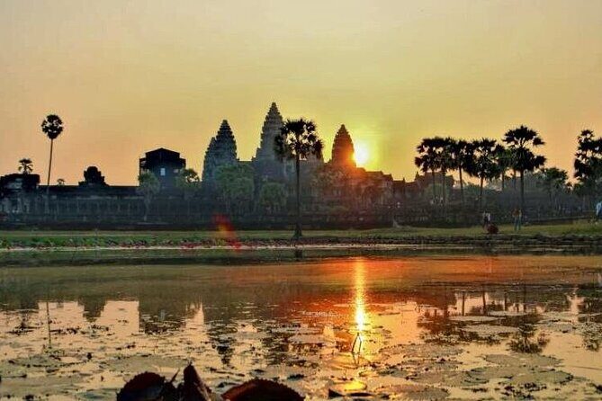 Angkor Wat Sunrise Small-Group Tour From Siem Reap - Free Hotel Pickup - Who Should Book This Tour?