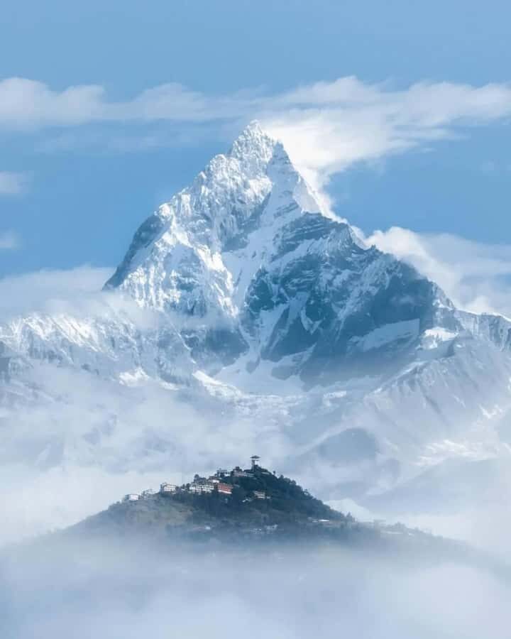 Annapurna Base Camp Trek: Packages with Guide All inclusive - The Classic Annapurna Base Camp Trek (13 Days)