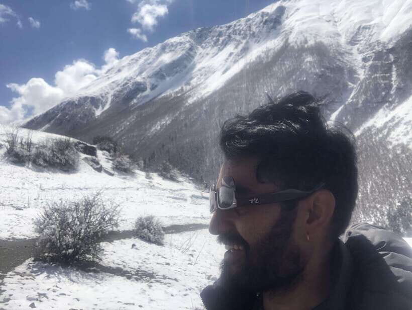 Annapurna Circuit Trek  12 Days - Transportation, Accommodation, and Guides