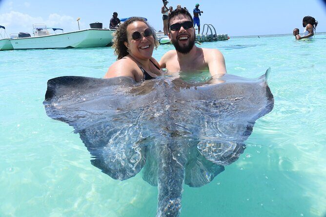 ANTIGUA FROM TOP TO BOTTOM: Stingray City, Beach, lunch & more... - The Value & Practical Aspects