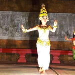 Apsara Dance Show with Dinner by Tuk-Tuk Roundtrip Transfer - Why This Tour Works Well