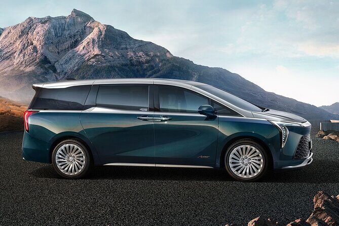 Arrival by Private MiniVan from Pudong Airport PVG to Shanghai - Why Choose This Private Transfer?