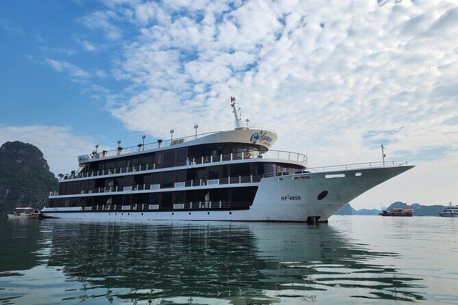 Aspira 5 Star Cruise: Ha Long & Lan Ha Bay 2 days and 1 Night - What Sets the Aspira Cruise Apart?