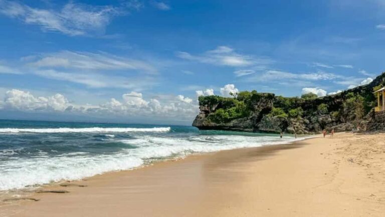 Bali: Bingin Beach, Dreamland Beach & Balangan With Dinner - The Practical Details
