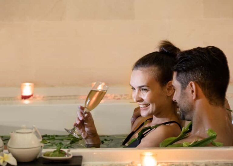 Bali: Couple's Massage, Body Scrub, Jacuzzi, Pool & Gym. - Who Should Consider This Spa Experience?
