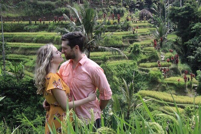 Bali Documentary & Photoshoot outdoors With Local Photographer - Authenticity and Practical Tips