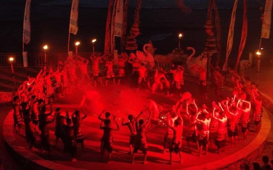 Bali: Kecak Dance at Melasti Beach with Jimbaran Dinner - The Sum Up