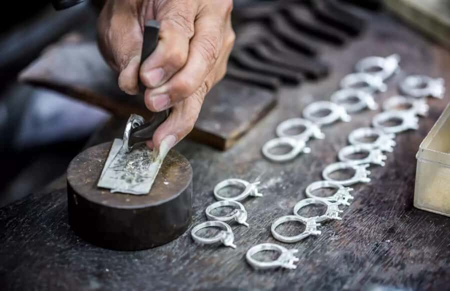 Bali: Silver Jewelry Workshop & Penglipuran Village Life - Who is This Tour Best For?