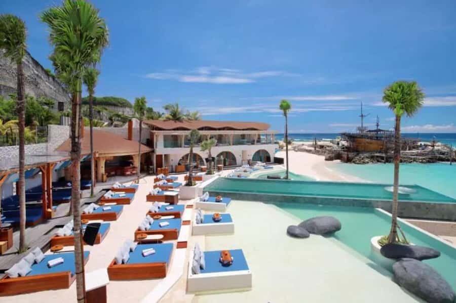 Bali: Tropical Temptation Beach Club Pass & Lounge Add-ons - The Beachfront Location and Setting