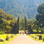 Bali: Ulun Danu Beratan Temple, Waterfall & lake view tour - A Practical Look at the Tour Experience